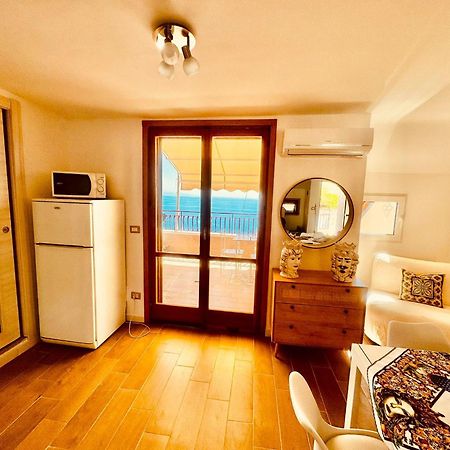 Sunrise Home Letojanni Εξωτερικό φωτογραφία